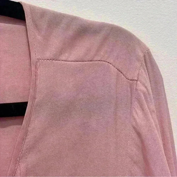 Torrid Pink Pintuck Chiffon Long Sleeve Blouse Size 12 - Picture 4 of 9